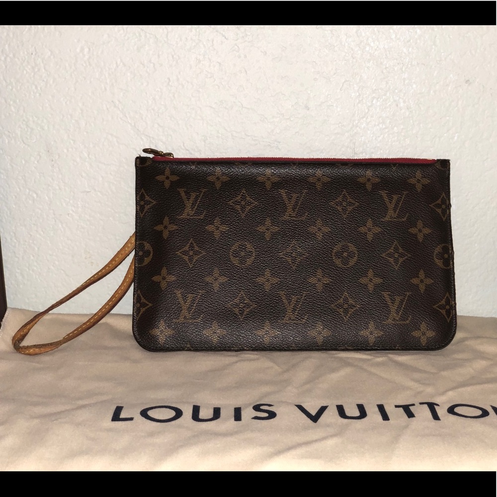 Neverfull pouch